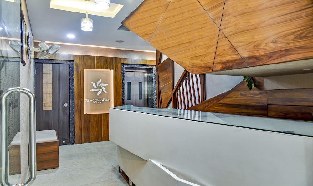 Oyo Rooms Sargam Cinemas 10/50