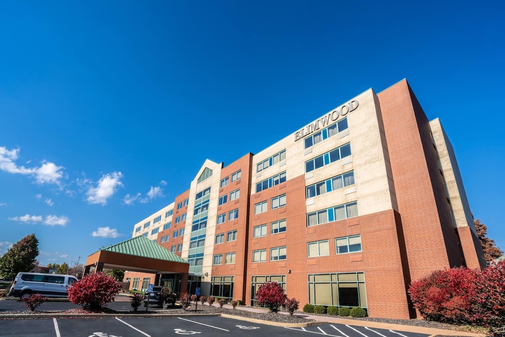 Elimwood Hotel, A Ramada by Wyndham 7/64