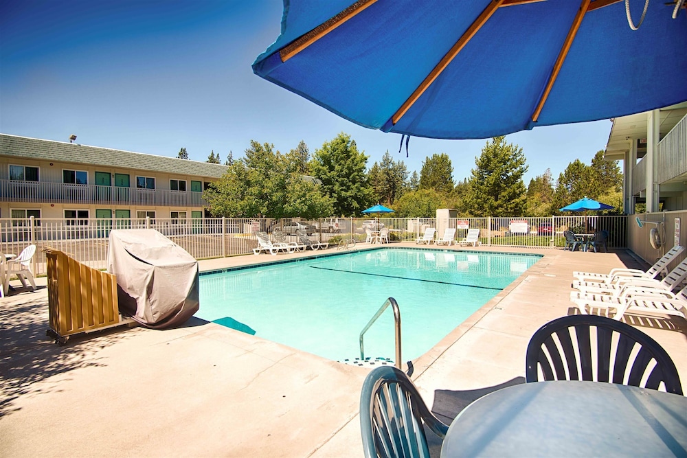Motel 6 South Lake Tahoe secondary