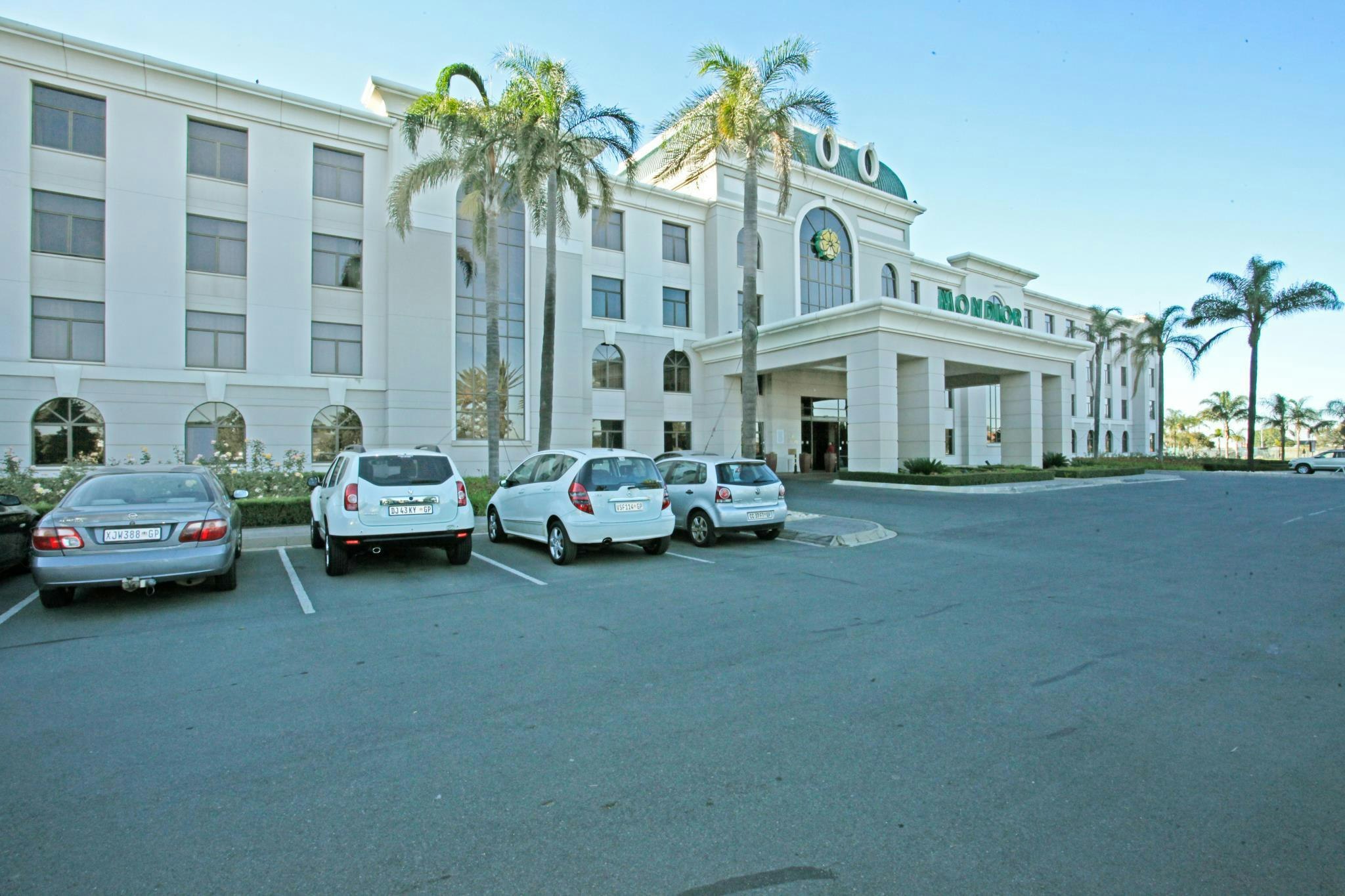Mondior Emperors Palace 53/58