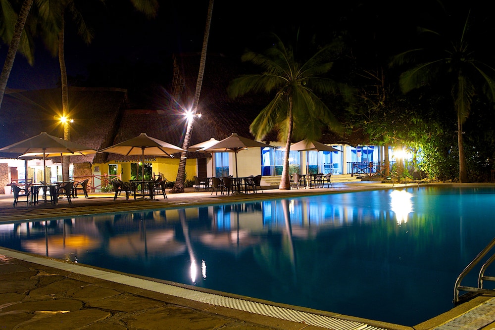 Voyager Beach Resort 38/38