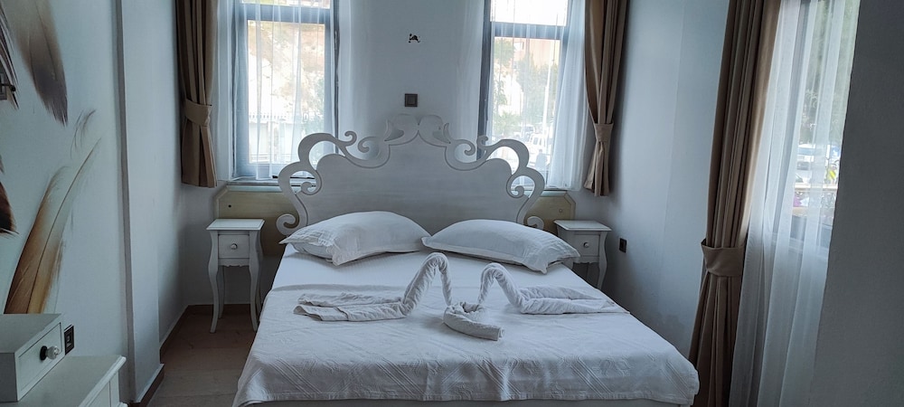 Mistik Otel 4/24