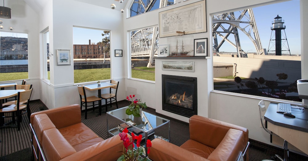 South Pier Inn 29/50
