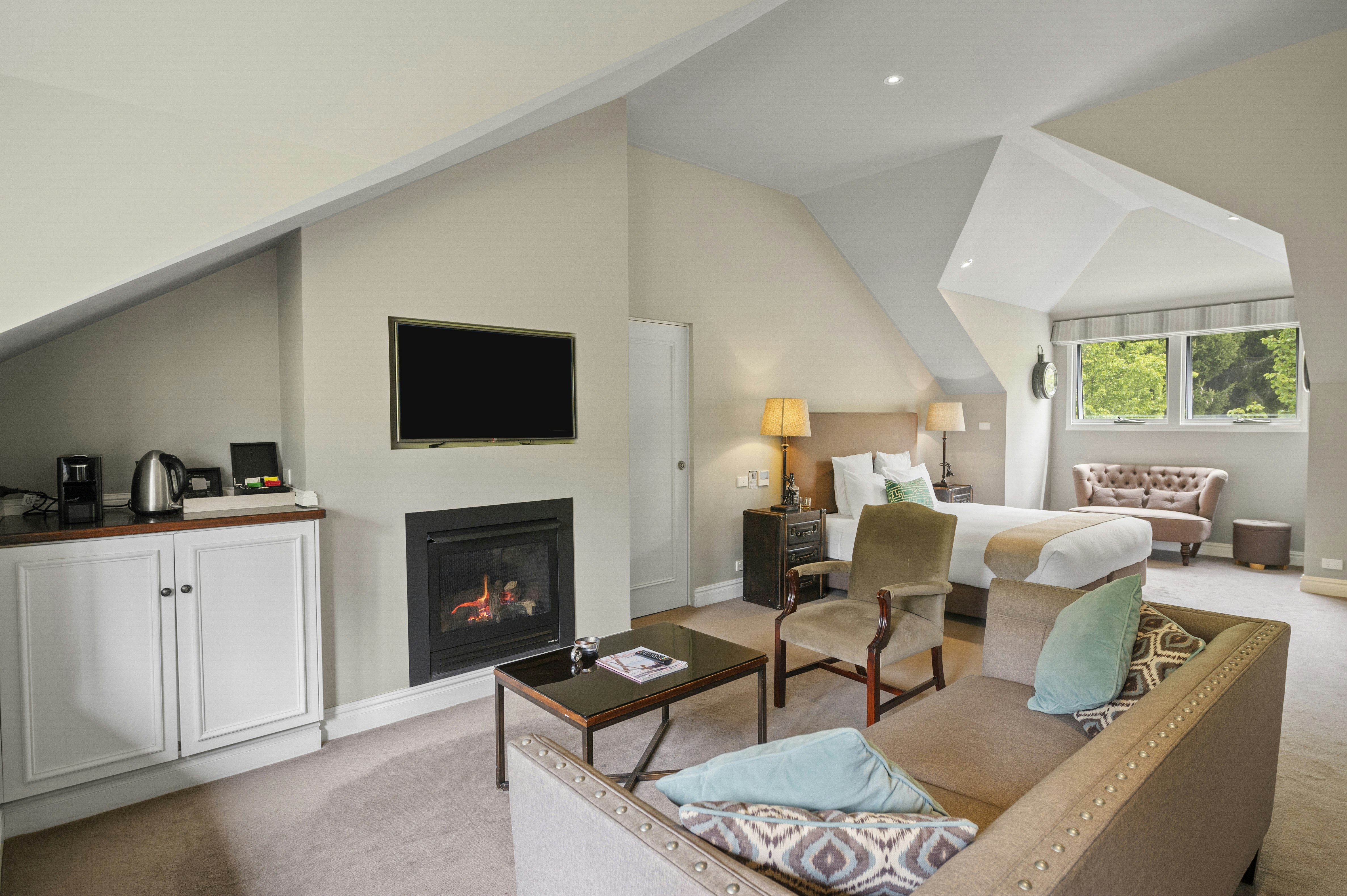 Parklands Country Gardens and Lodges 40/66