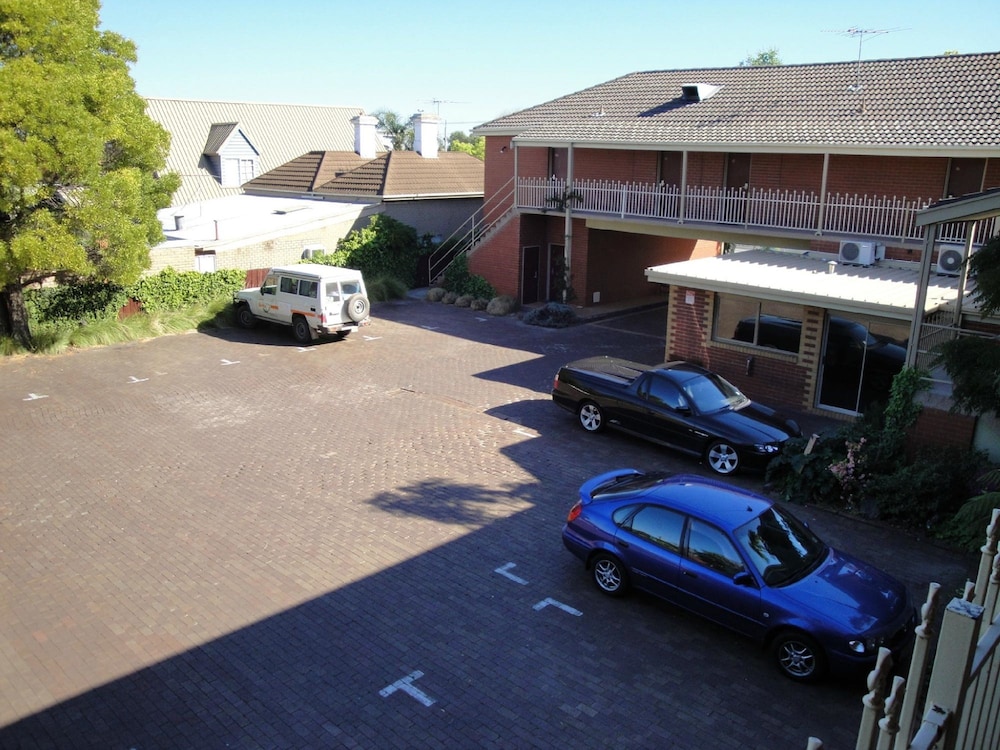 Footscray Motor Inn And Serviced Apartments 29/42