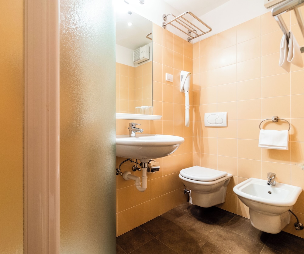 استوديو بسرير مزدوج بشرفة مع أريكة، Residence Lastei 8/10