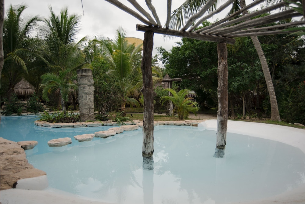 Blue Holbox Hotel 64/70
