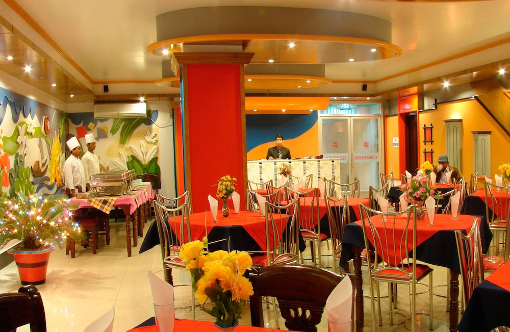 Grand Prince Hotel 35/49