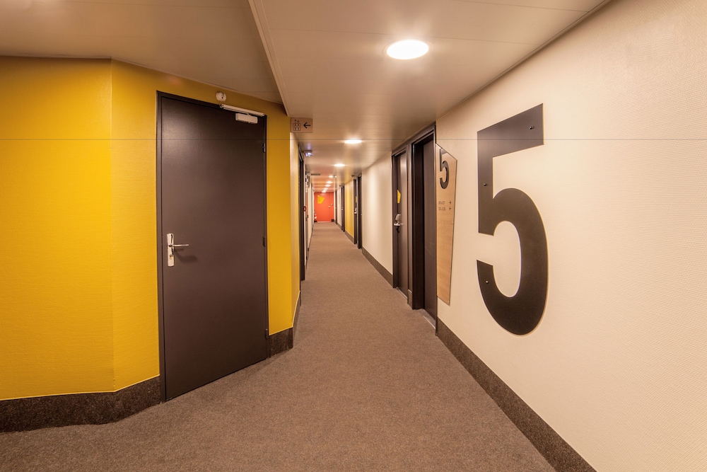 B&B HOTEL Paris Malakoff Parc des Expositions 33/57