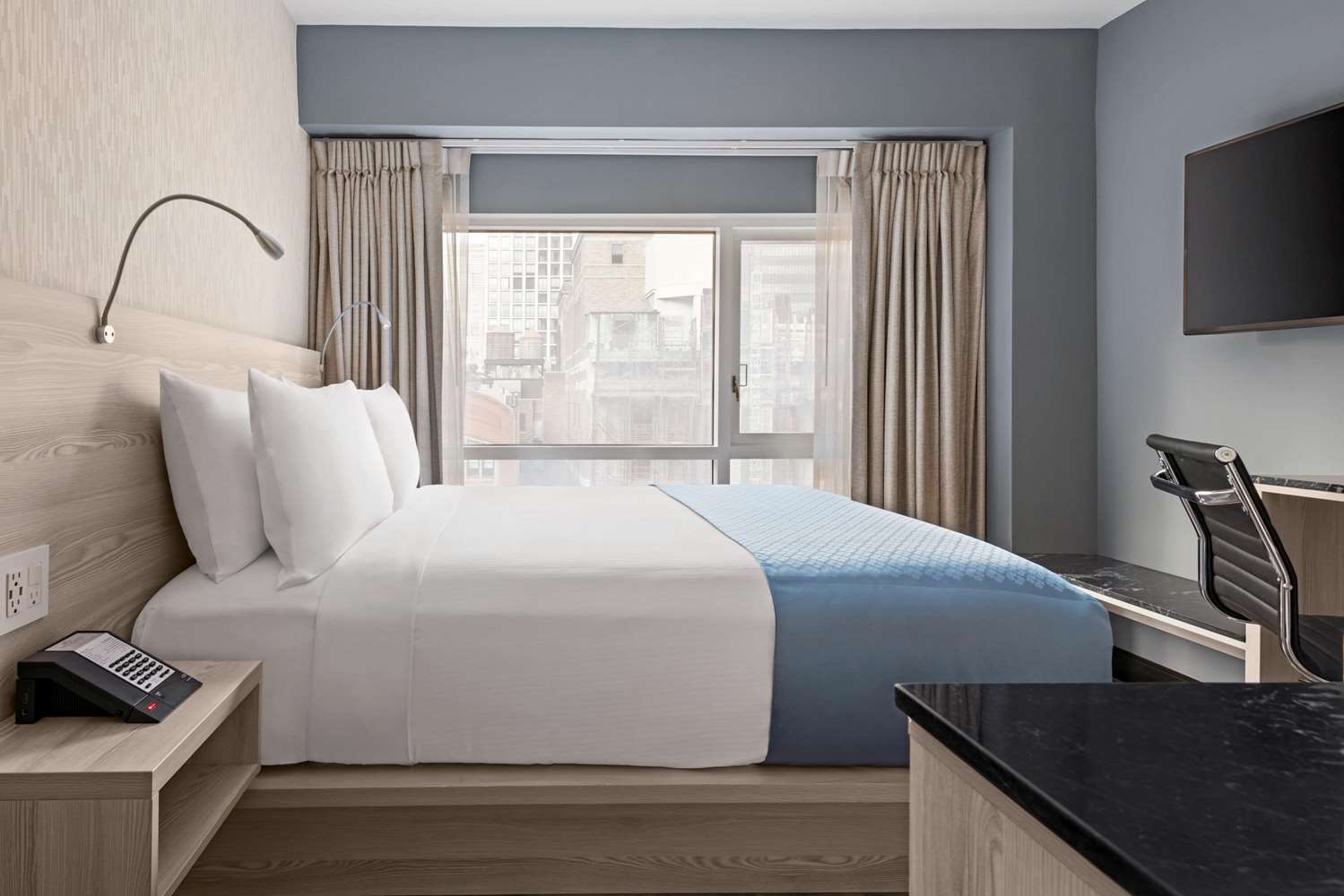 Wingate by Wyndham New York Midtown South/5th Ave 13/47
