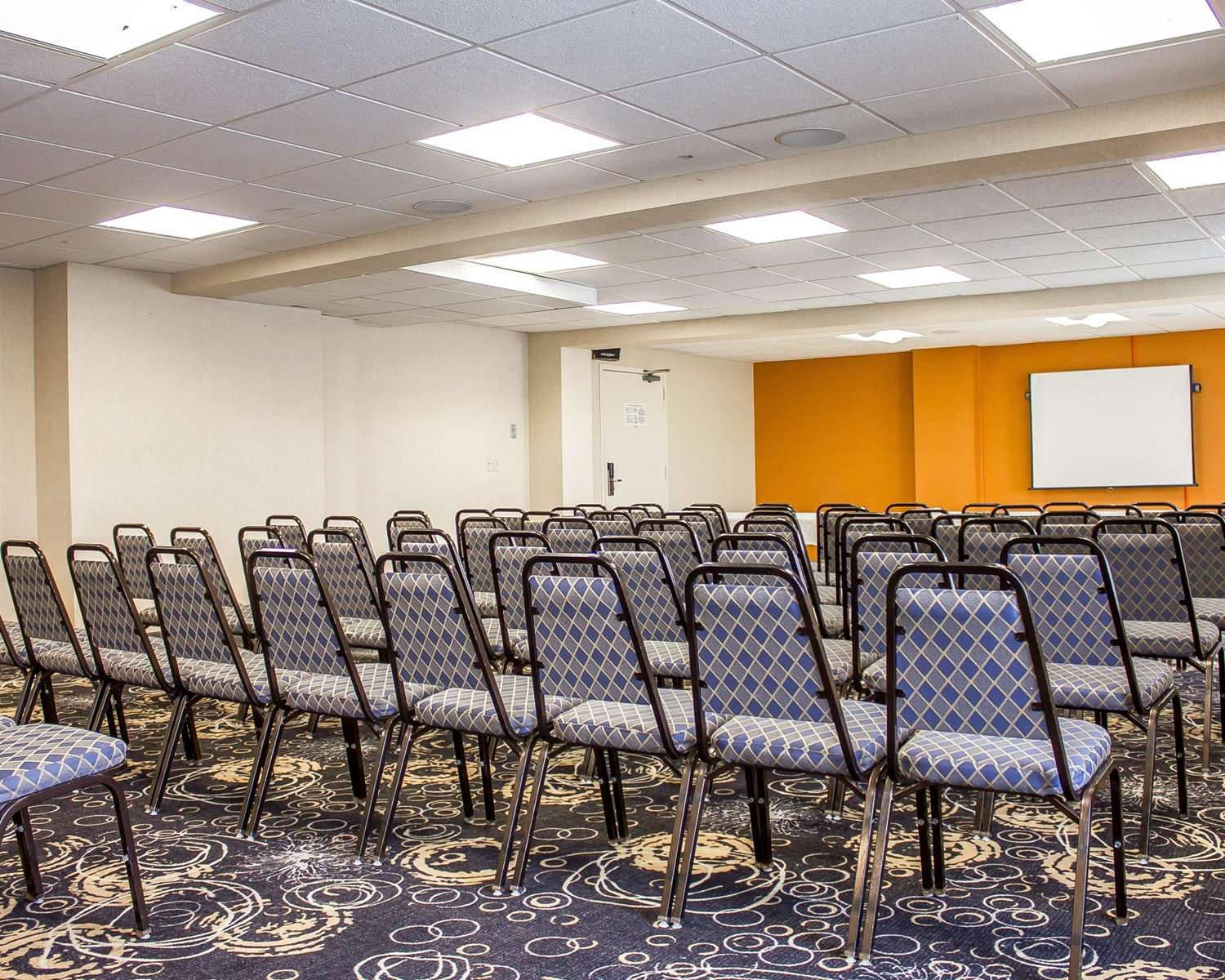 Comfort Inn Wethersfield - Hartford 14/18