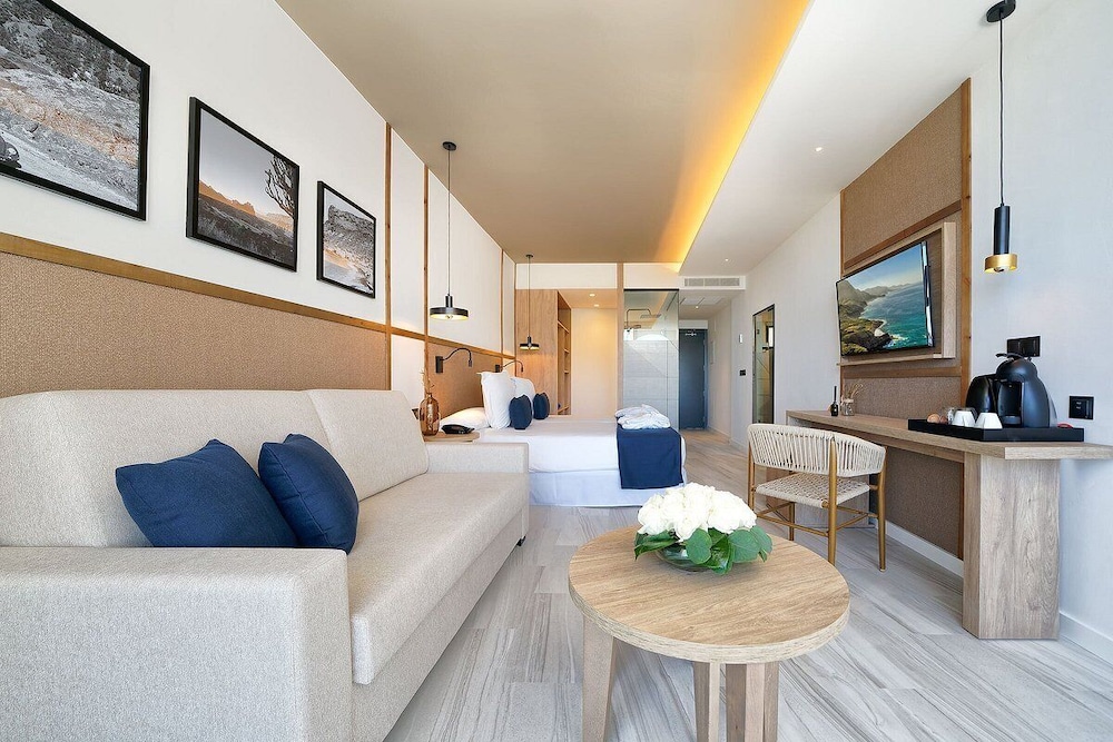 H10 Costa Mogan - Adults Only 42/61