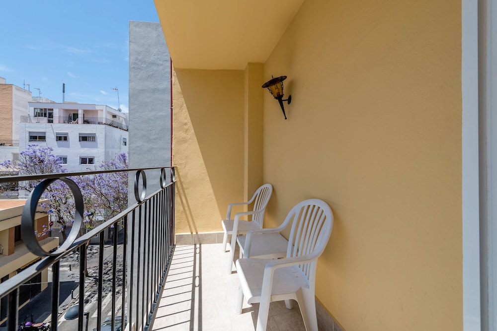 Hostal Europa Punico 12/29