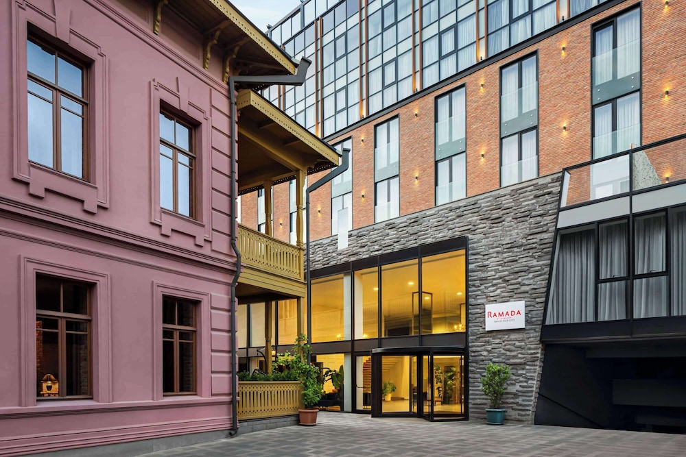 Ramada by Wyndham Tbilisi Old City 43/50