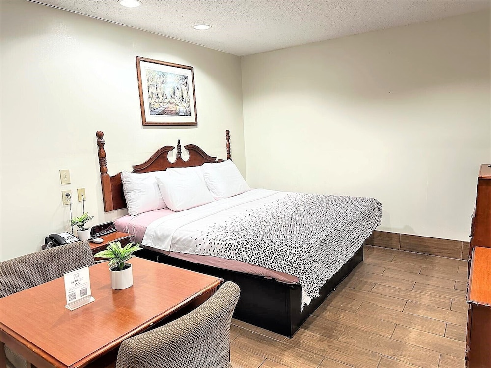 Budget Inn 24/50