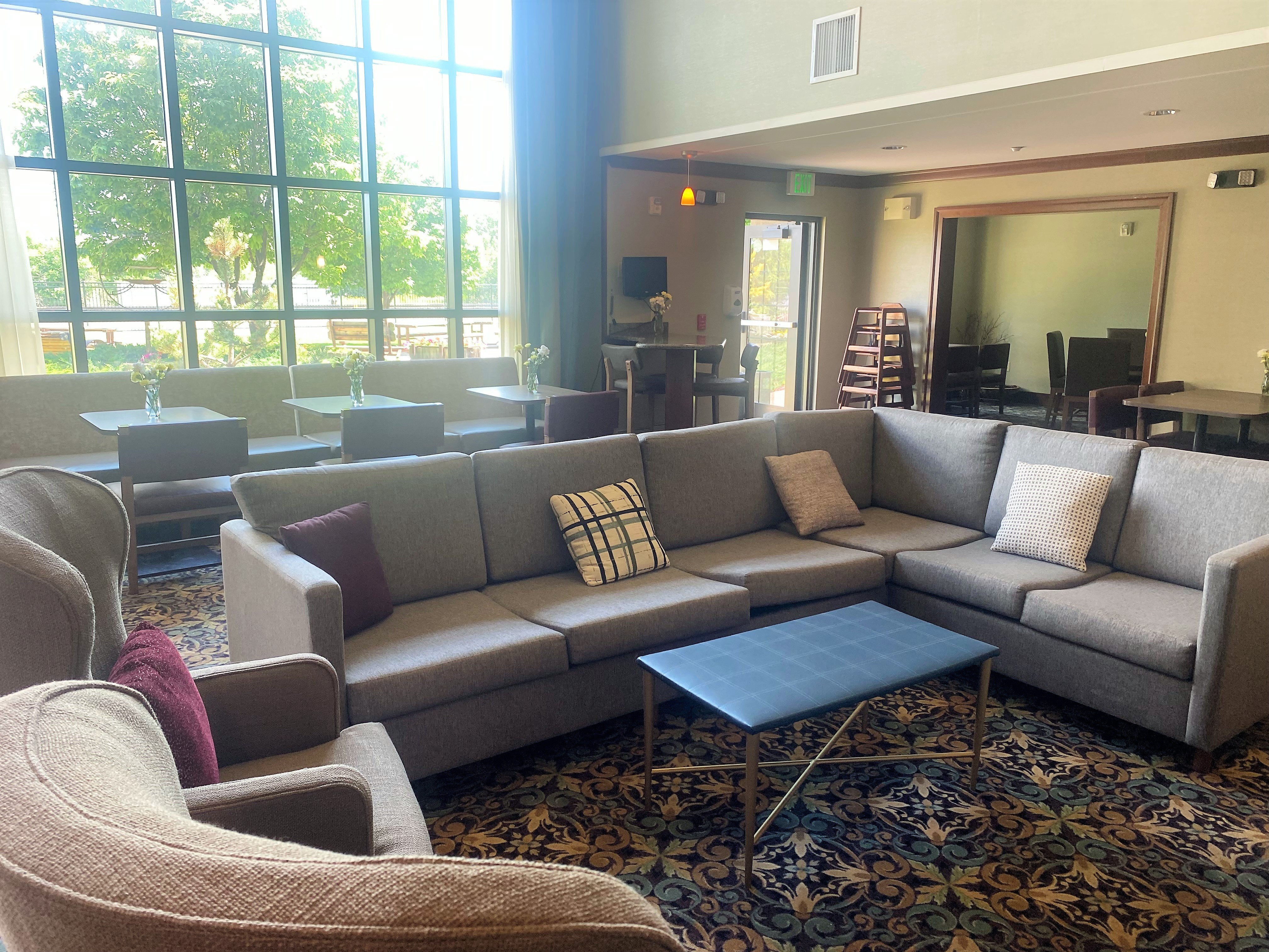 Staybridge Suites Great Falls 48/81