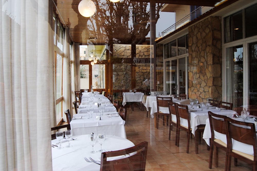 Bell Aire Hotel 31/33