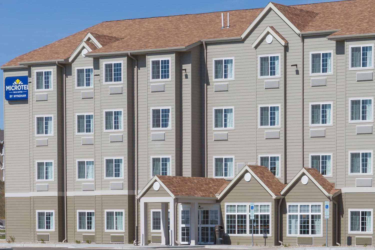 Microtel Inn And Suites By Wyndham Tioga 4/23