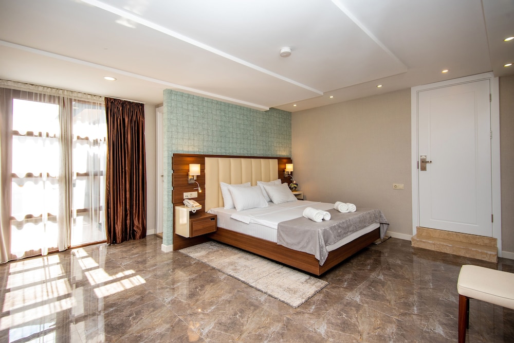 Hotel Margi 7/50