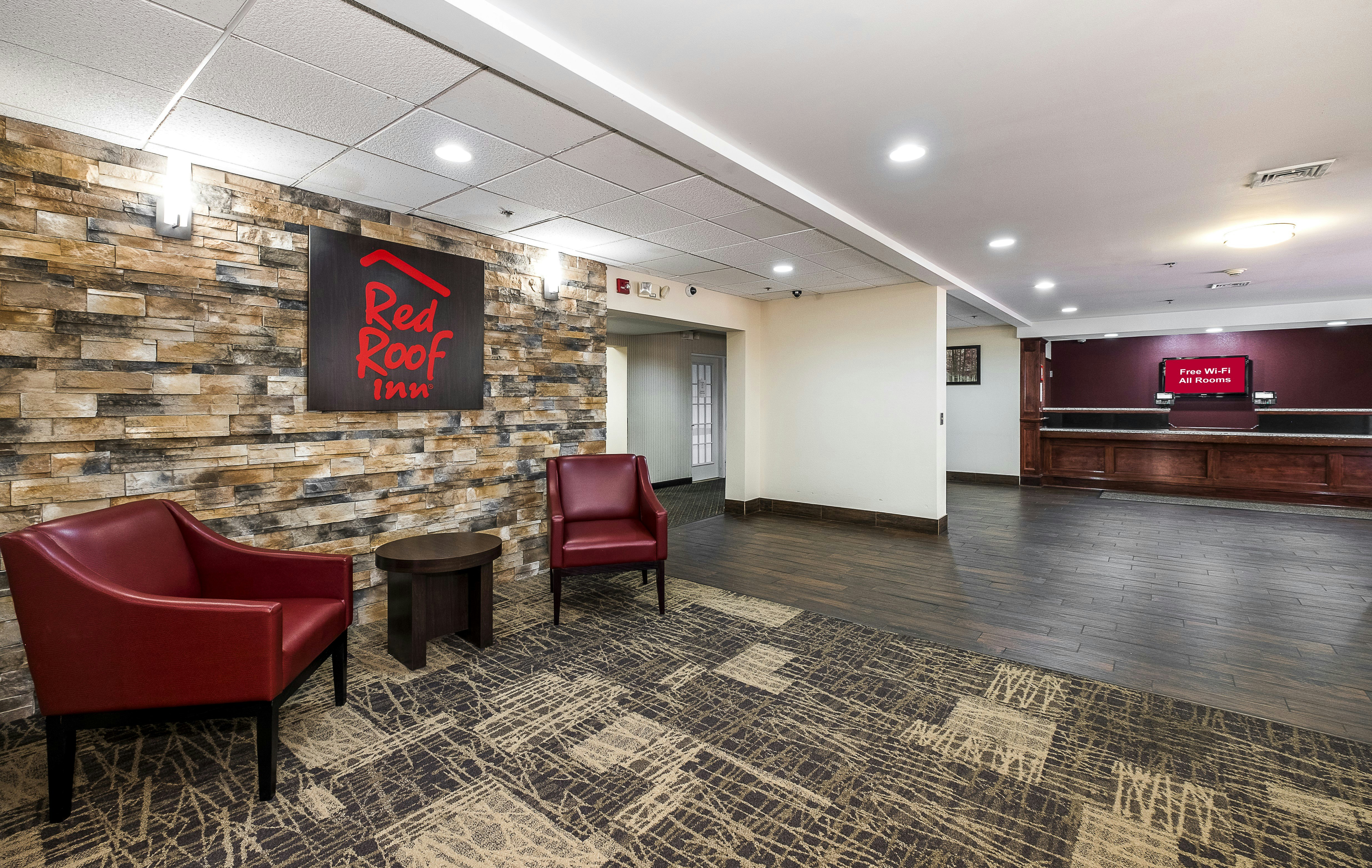 Red Roof Inn Hartford - New Britain 24/33