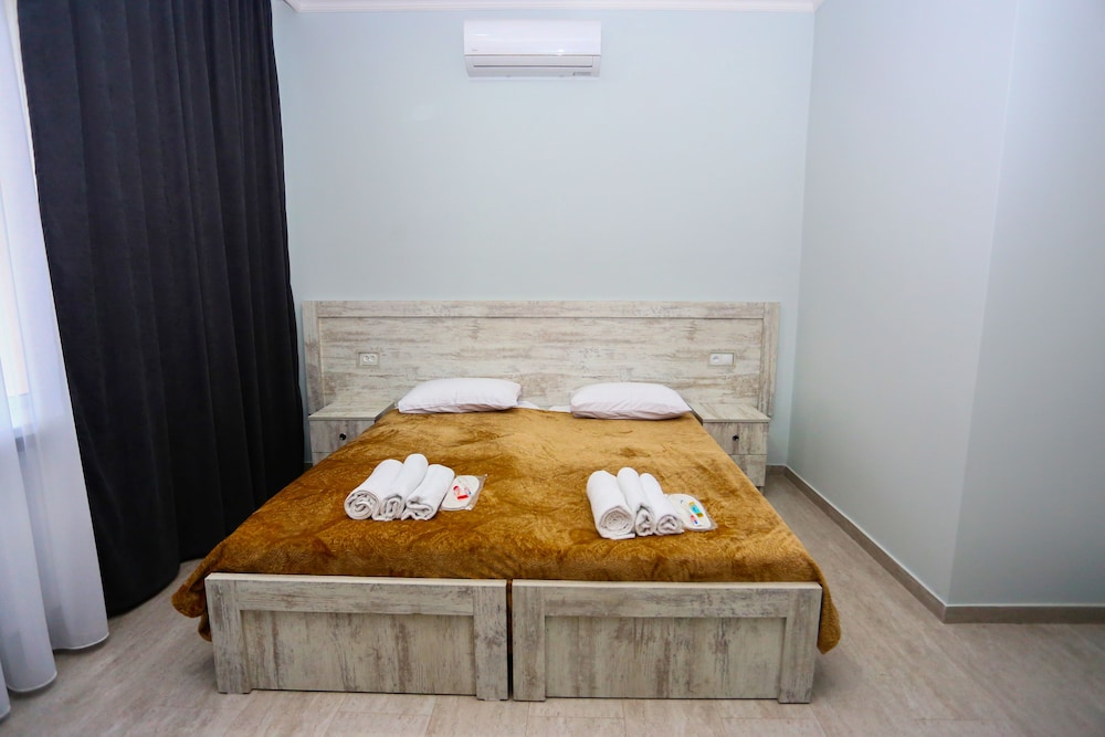 Hotel City Kutaisi 8/25