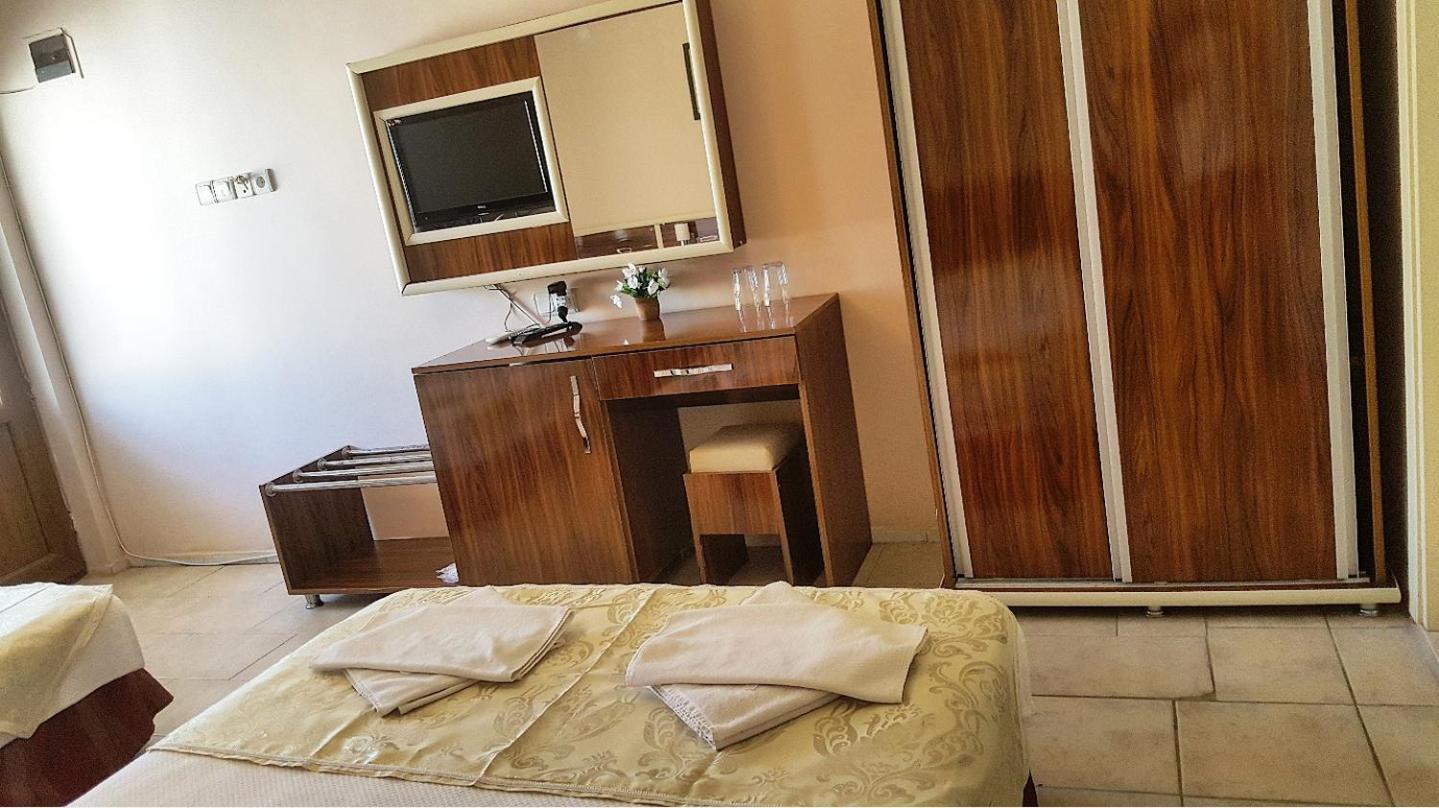 Assos Kadirga Hotel 29/50