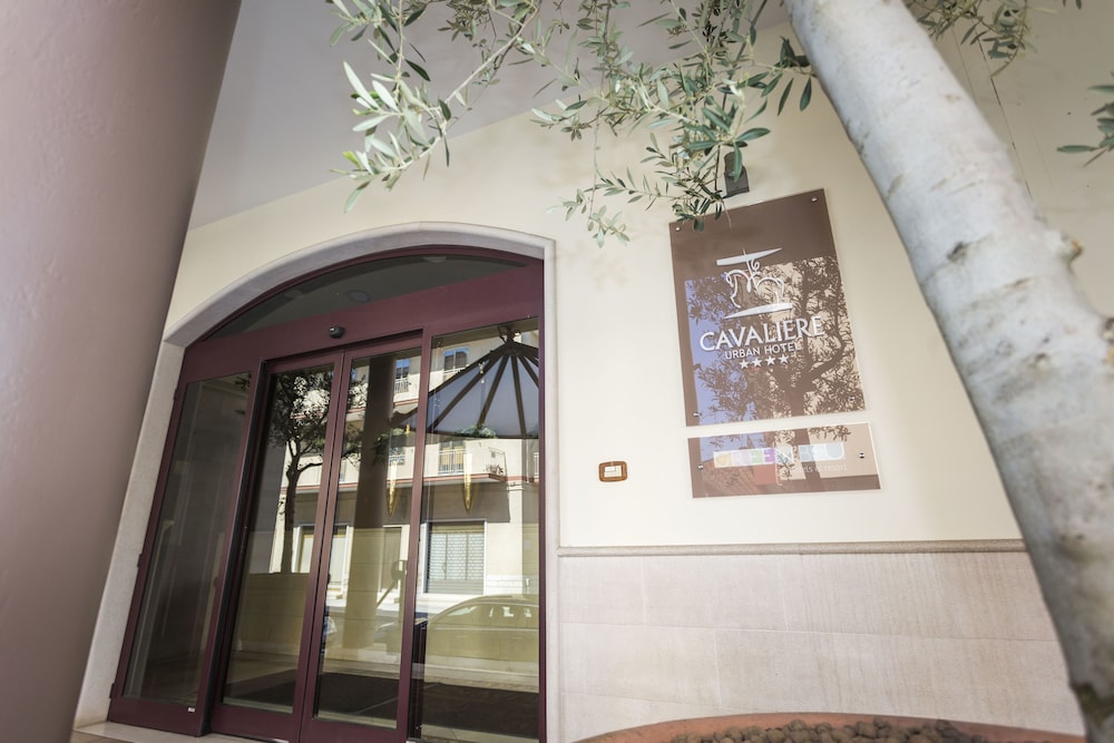 Hotel Cavaliere 8/30