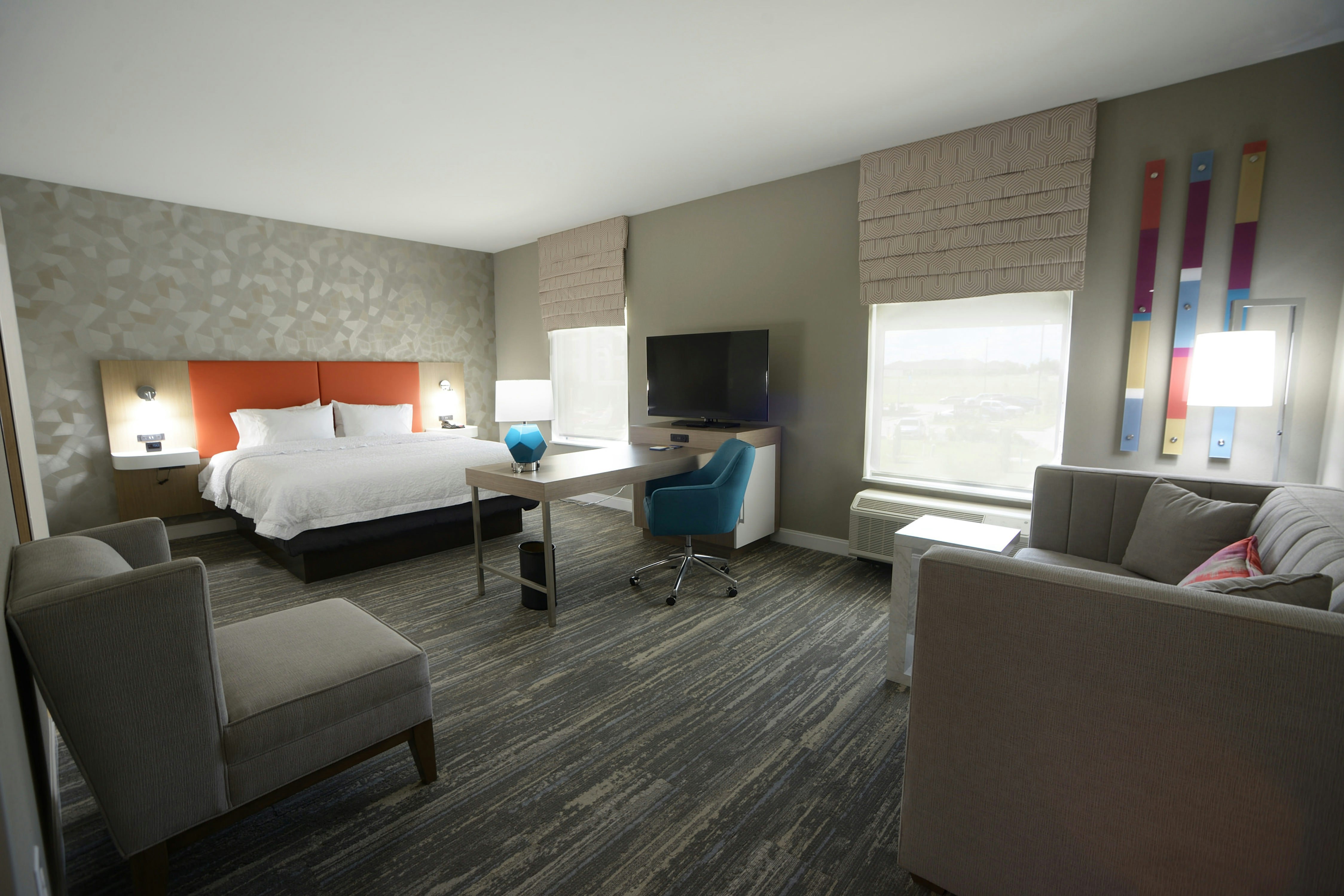 STUDIO, KING BED, ACCESSIBLE