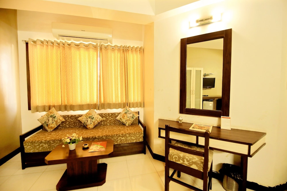 Ashish Palace 47/47