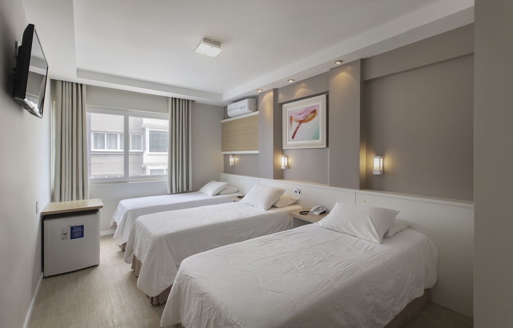 Miramar Hotel 31/70