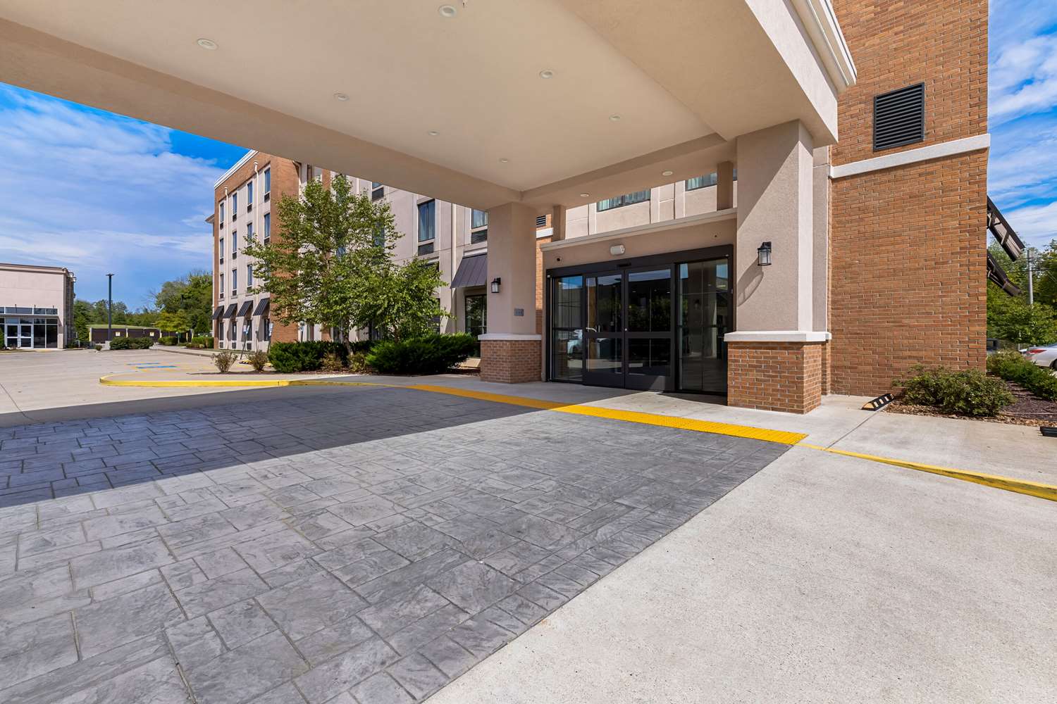 Comfort Suites Columbia I-65 44/47