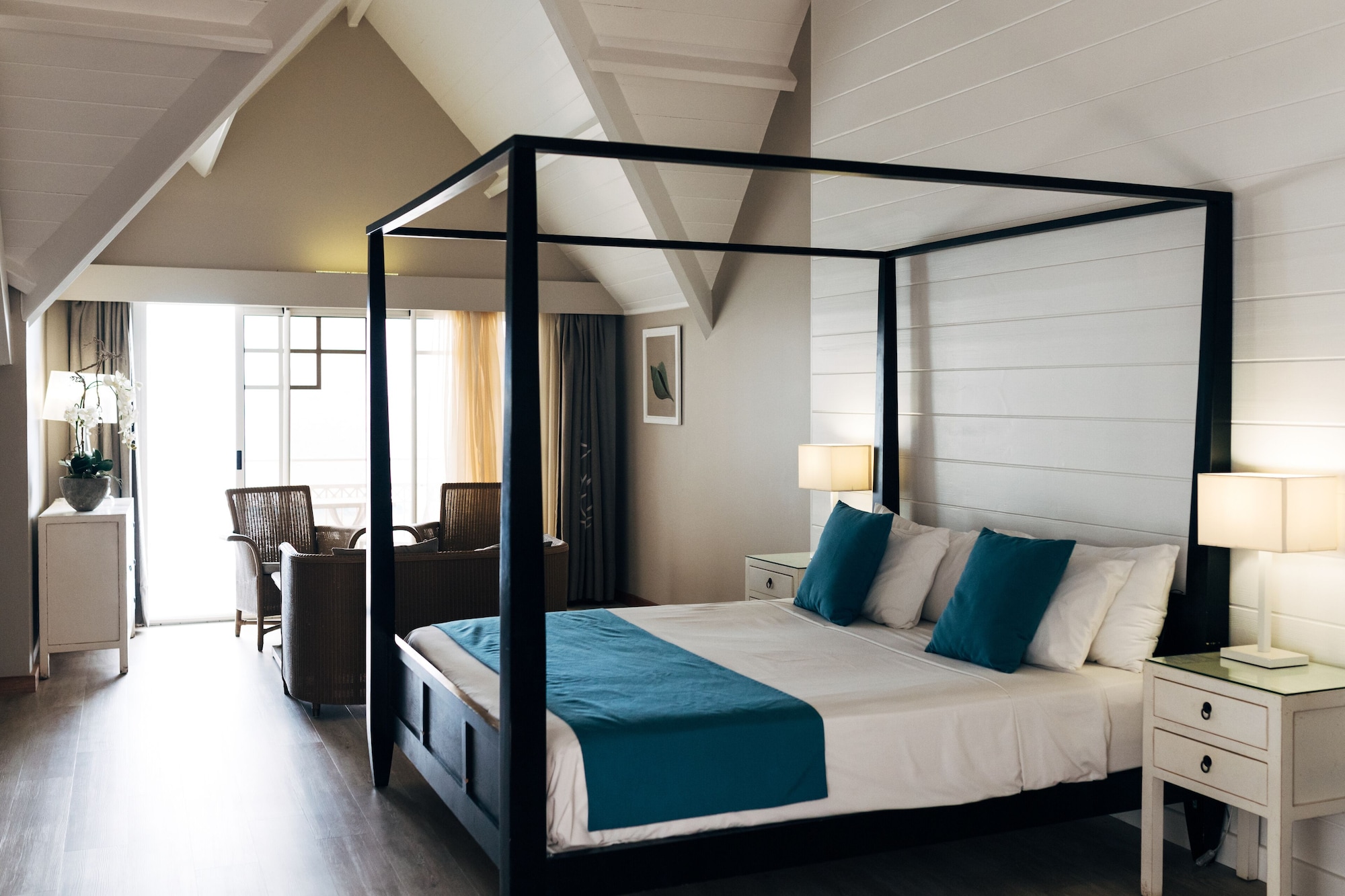 Junior Suite, Queen Bed, Ocean View