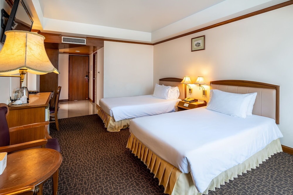 V L Hatyai Hotel 37/65