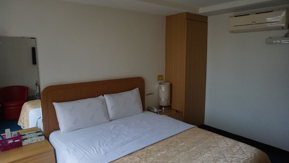 Chian Huei Business Hotel 24/69