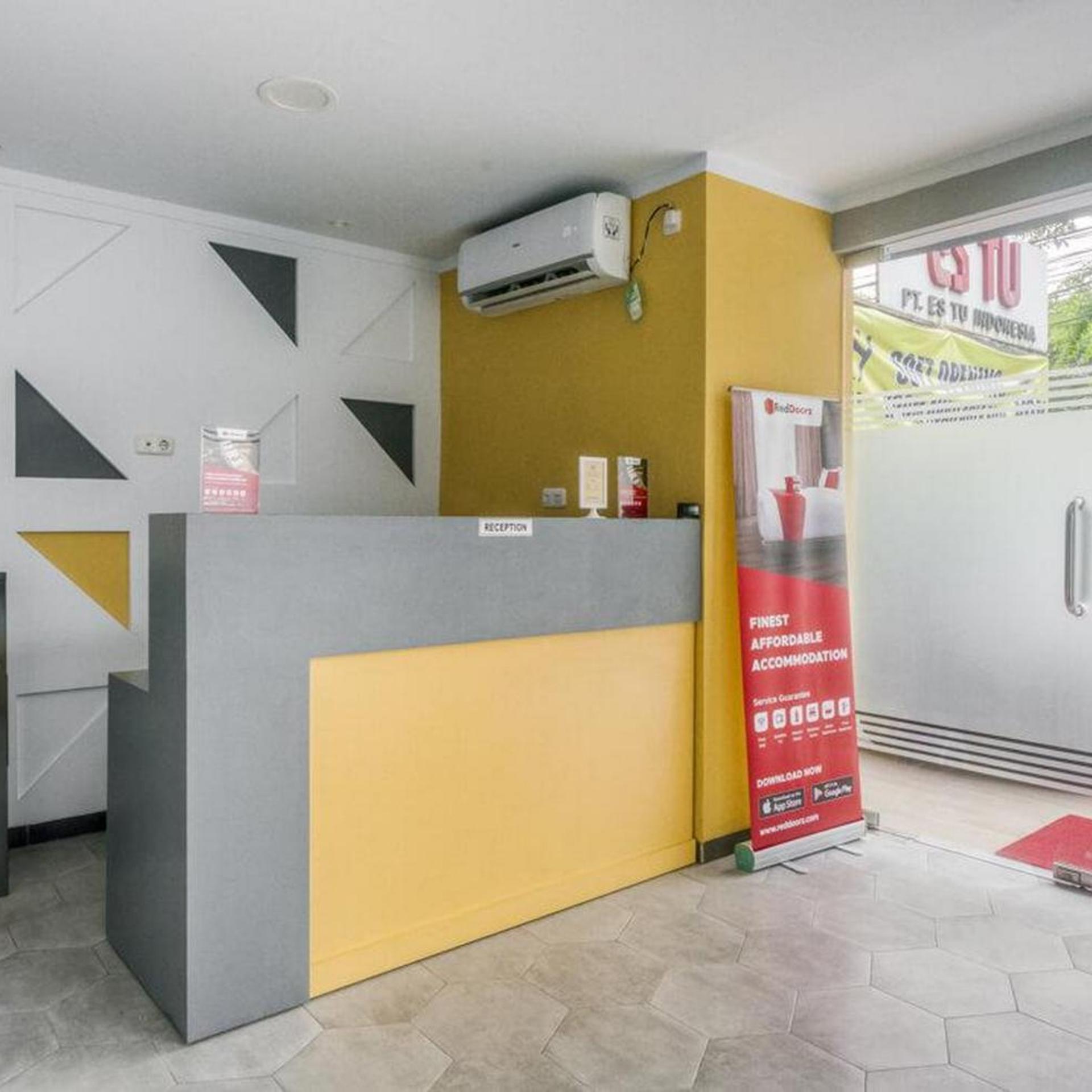 Hotel O near Monas formerly Cideng Timur Residence