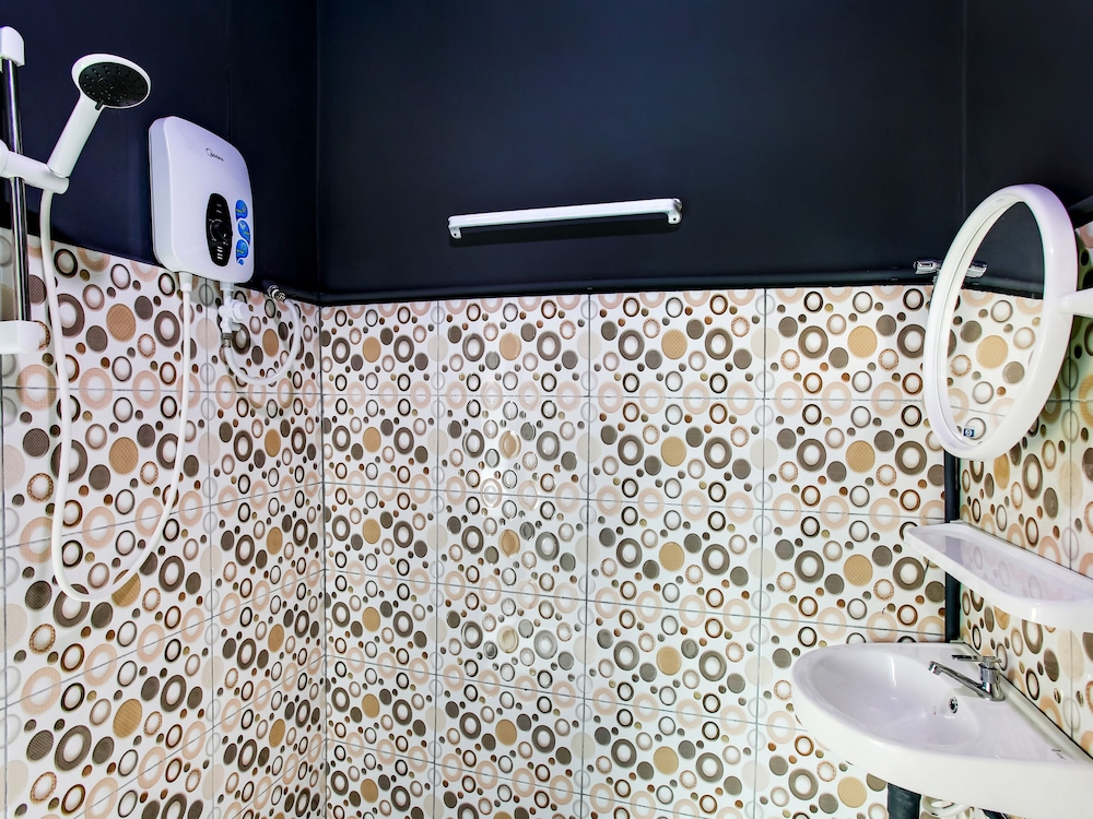 Oyo 421 Ihome Boutique Hotel 21/24