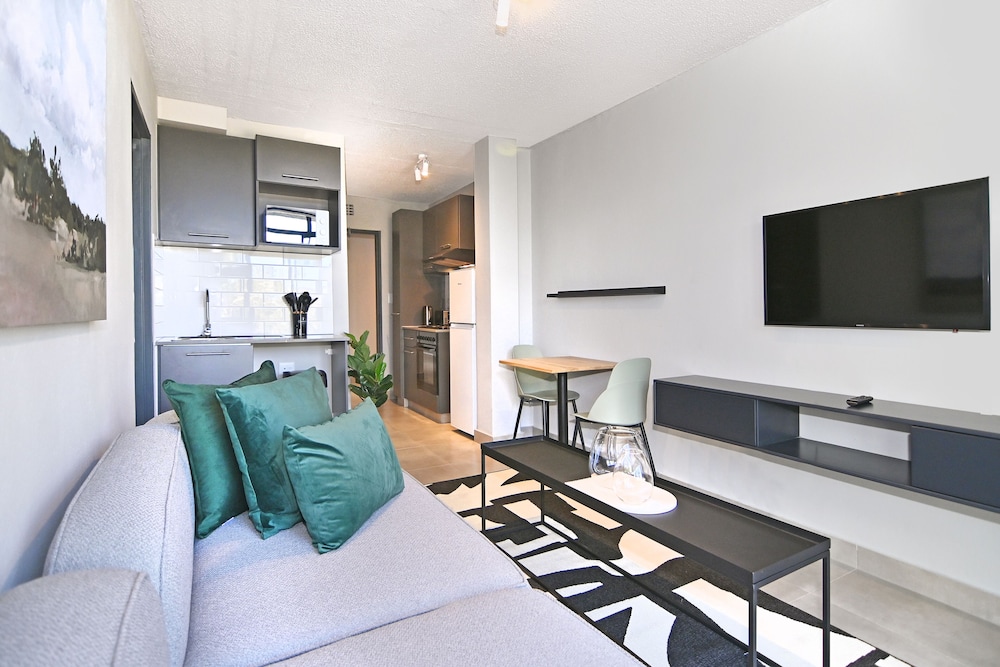The Circa Aparthotel by Totalstay 35/45