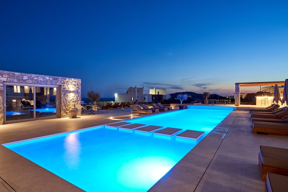 Ionic Suites 34/50
