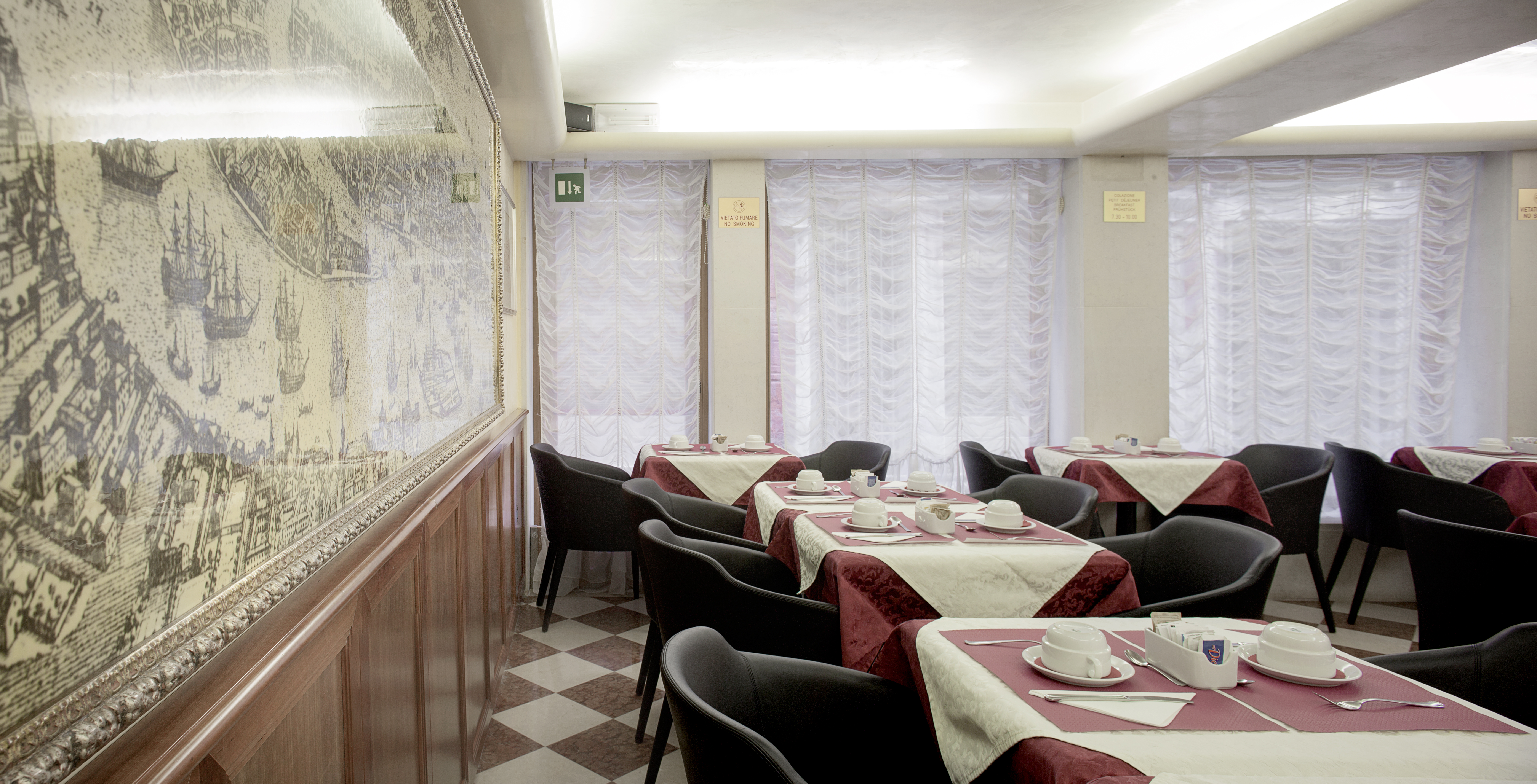 restaurant cafeteria
