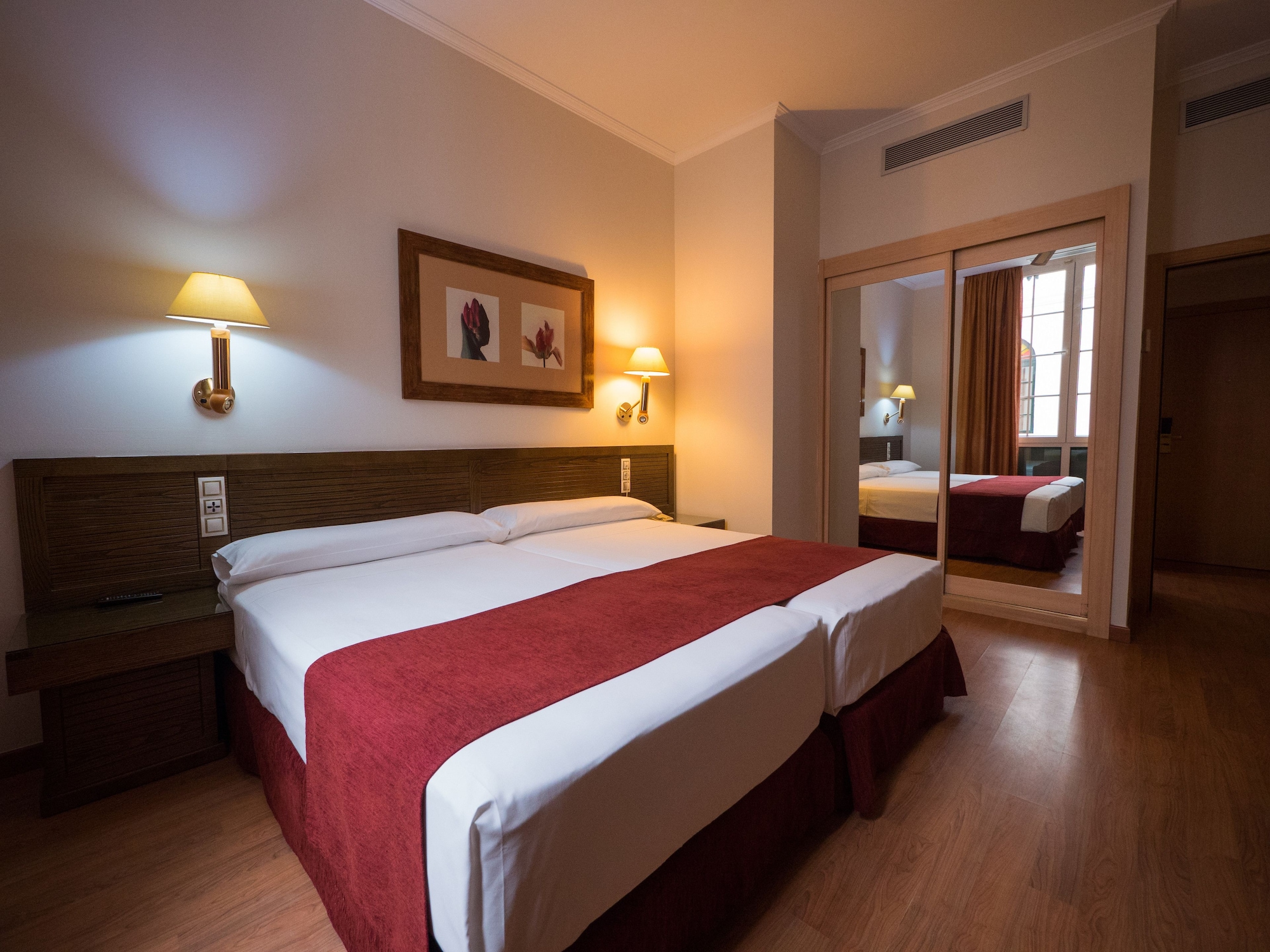 غرفة مفردة بسريرين منفصلين، Senator Cadiz Spa Hotel 4/5