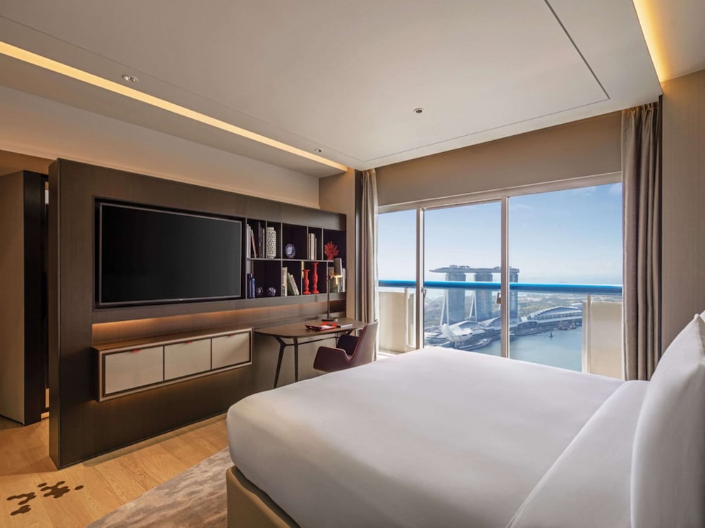 Swissotel The Stamford 11/50