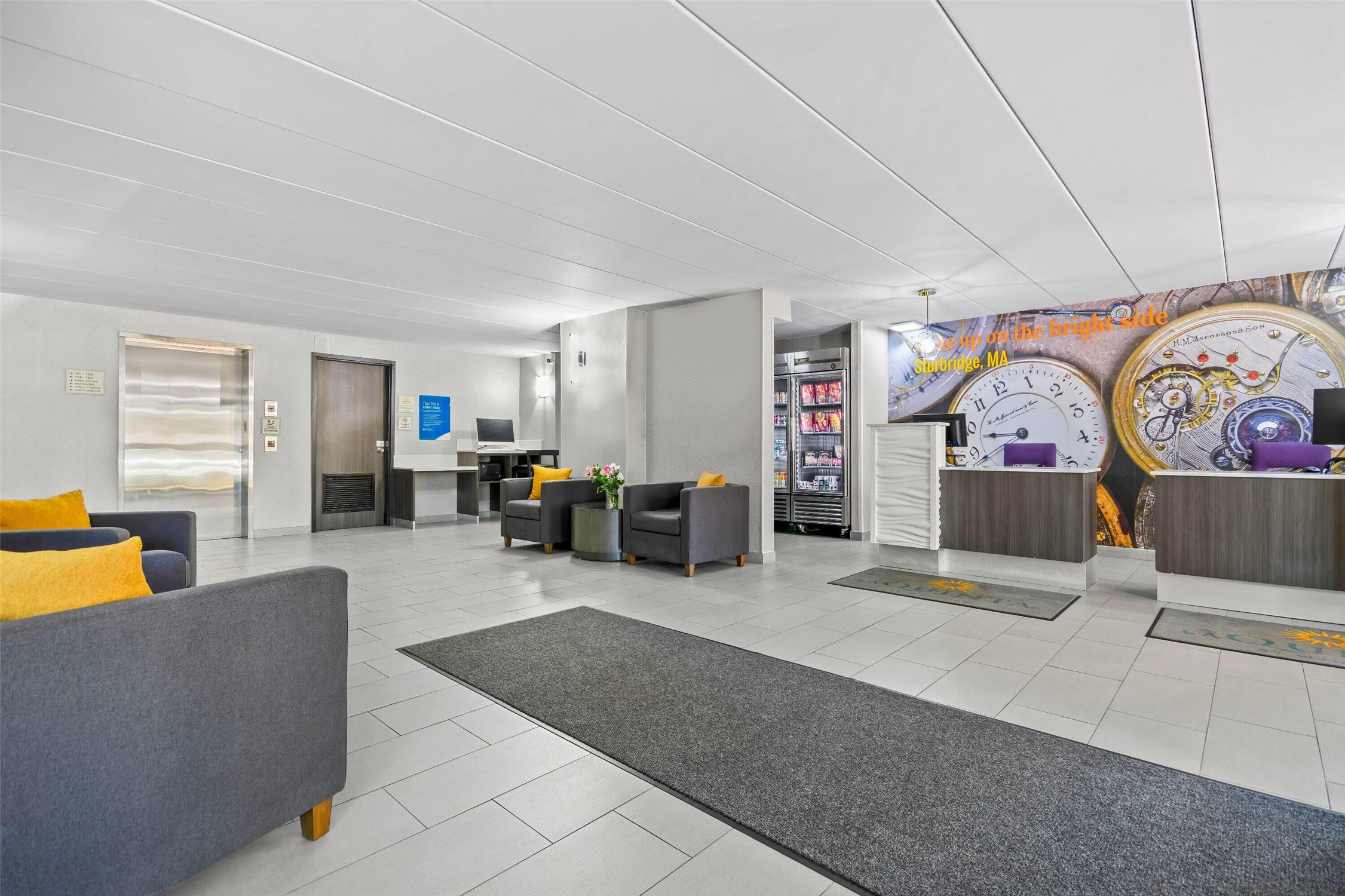 La Quinta Inn & Suites by Wyndham Sturbridge 16/50