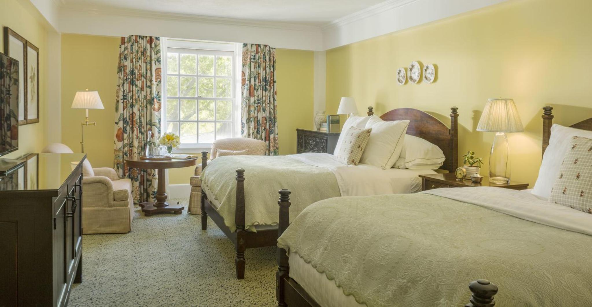 Room, 2 Queen Beds
