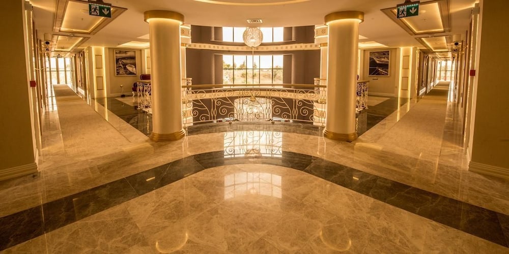 Altintas Otel & Spa 18/50