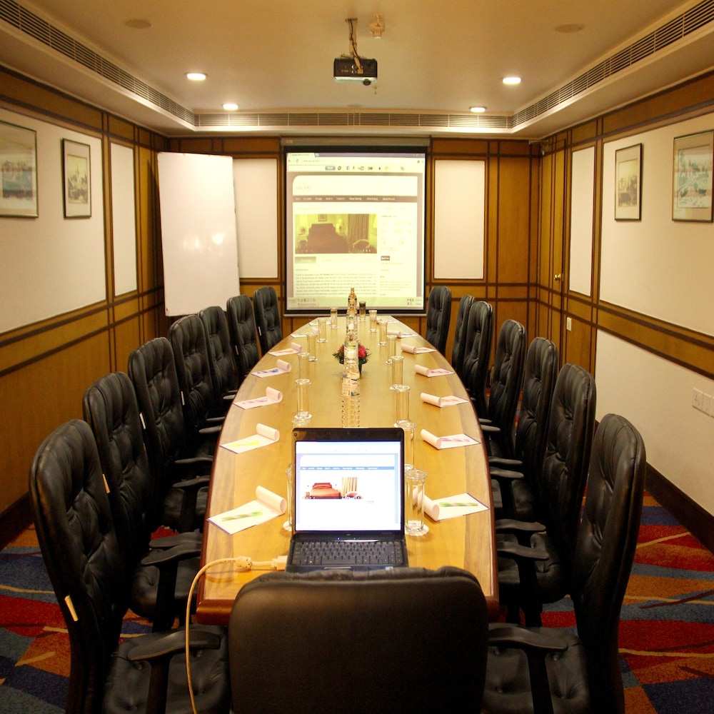 Gokulam Park Inn 45/57