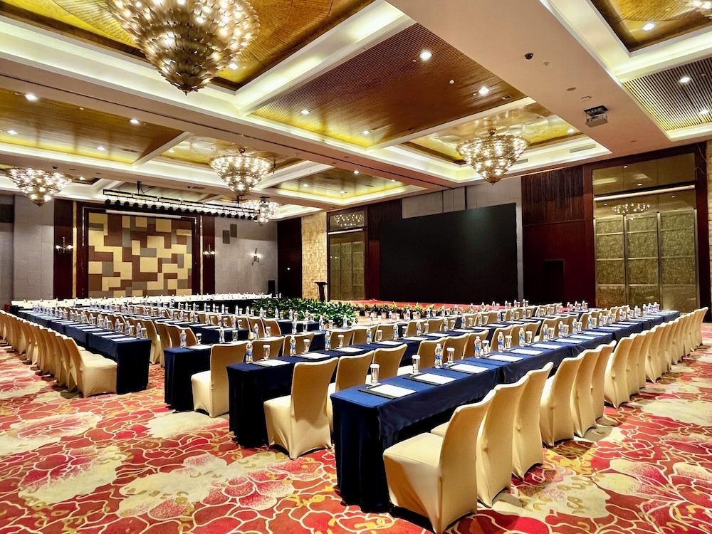 Ningbo Portman Plaza Hotel 59/63