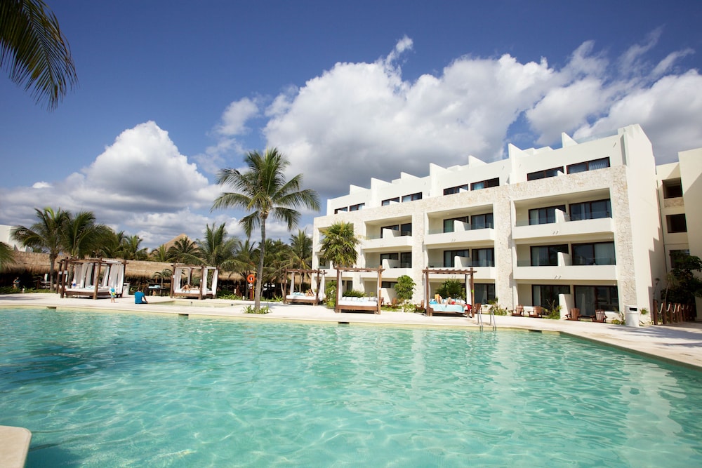 Akumal Bay Beach & Spa Resort in AKUMAL
