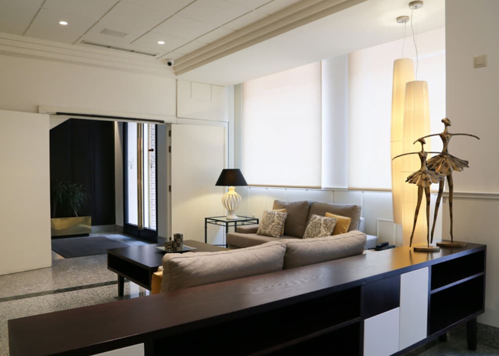 Hostal Carlos Iii 32/43