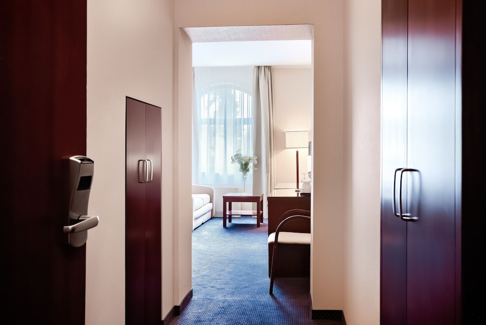 Hotel Atrium 16/46