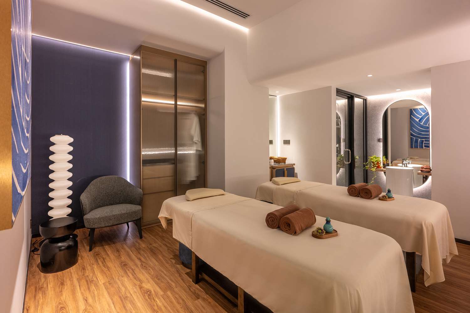 One World Hotel 13/55